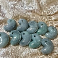 龍神勾玉