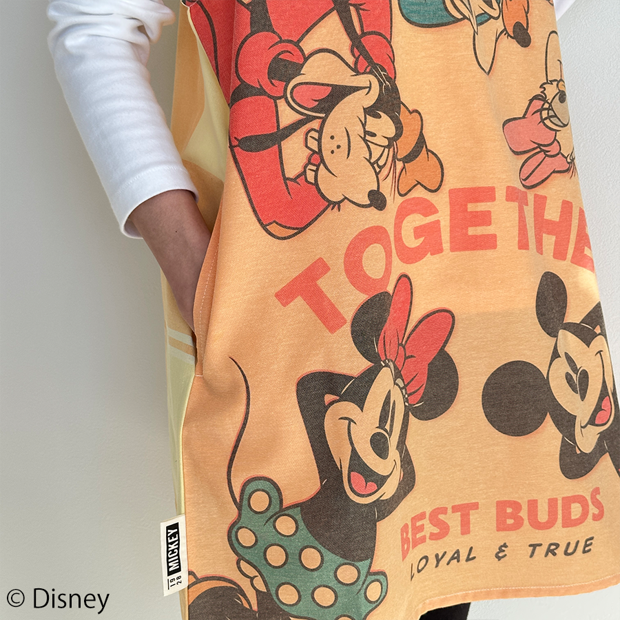 ディズニー　ミッキー　モノクロ　エプロン　保育士　M〜L 保育士さん 園児に人気 プレゼントにも最適 ディズニー 先染め