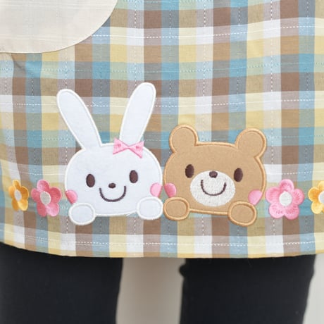 2024秋冬新作 【おてんばママ】うさくまフラワーキッチン（イエロー） M-L 保育士エプロン サイドボタン