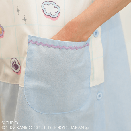 2025春夏新作 保育士エプロン アルプスの少女ハイジ&サンリオキャラクターズ SA43967-51 サイドボタン