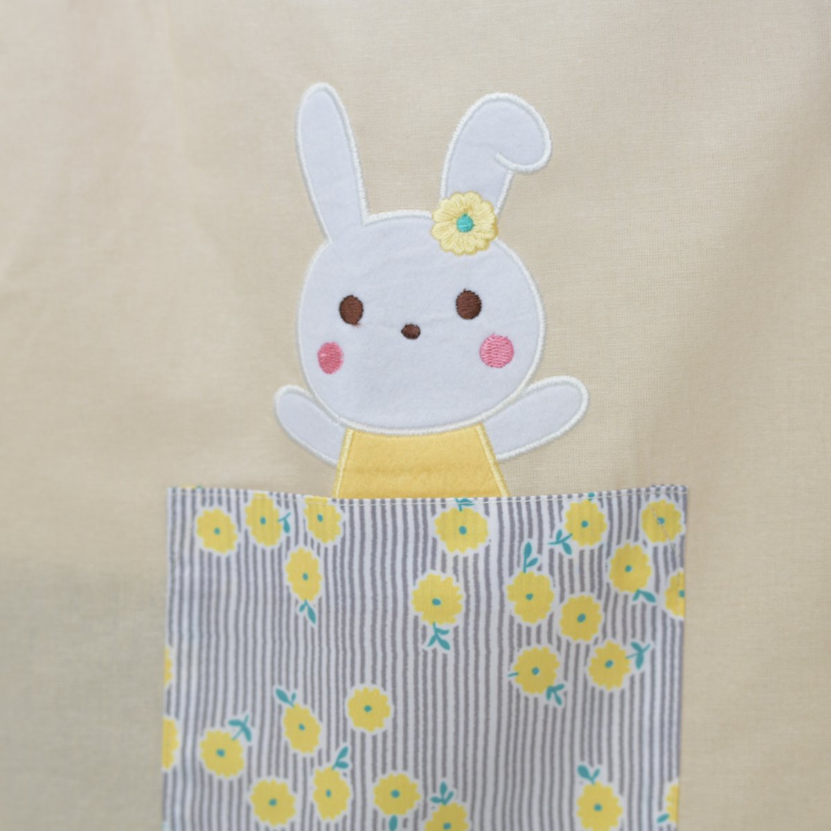 2024新作 【おてんばママ】花ストライプうさこキッチン M-L 保育 2024新作 【おてんばママ】花ストライプうさこキッチン M-L 保育