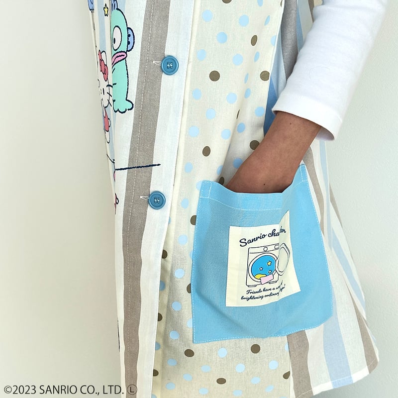 2023春夏新作 保育士エプロン サンリオ ぶらさがりエプロン