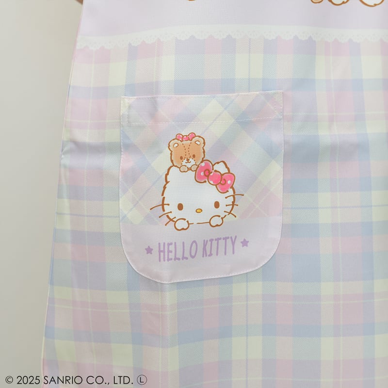 2025秋冬新作 保育士エプロン サンリオ ハローキティ 25714165 サイド