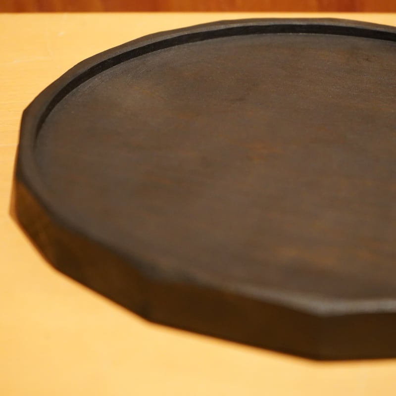 徒爾 toji 12 くりぬき浅盆 7寸 サクラ 黒漆（国産/松煙） | Alocasia O