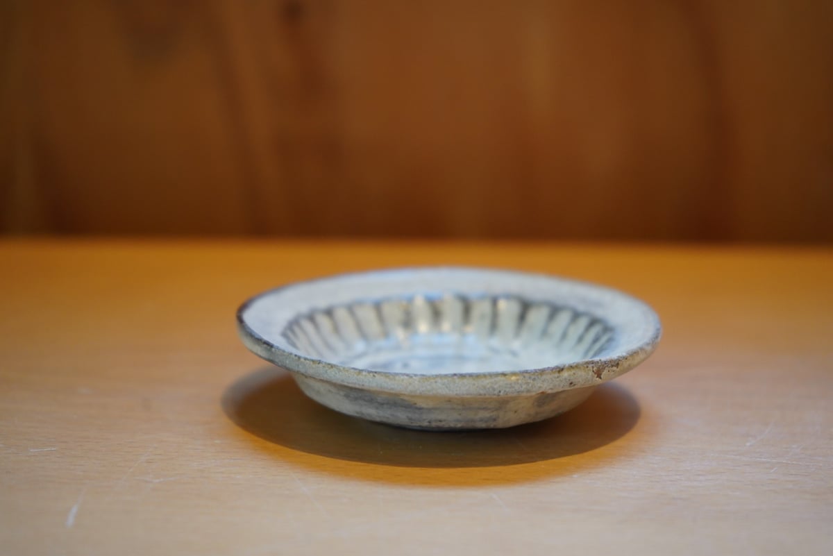 水谷渉 粉引菊豆皿 | Alocasia ONLINE STORE