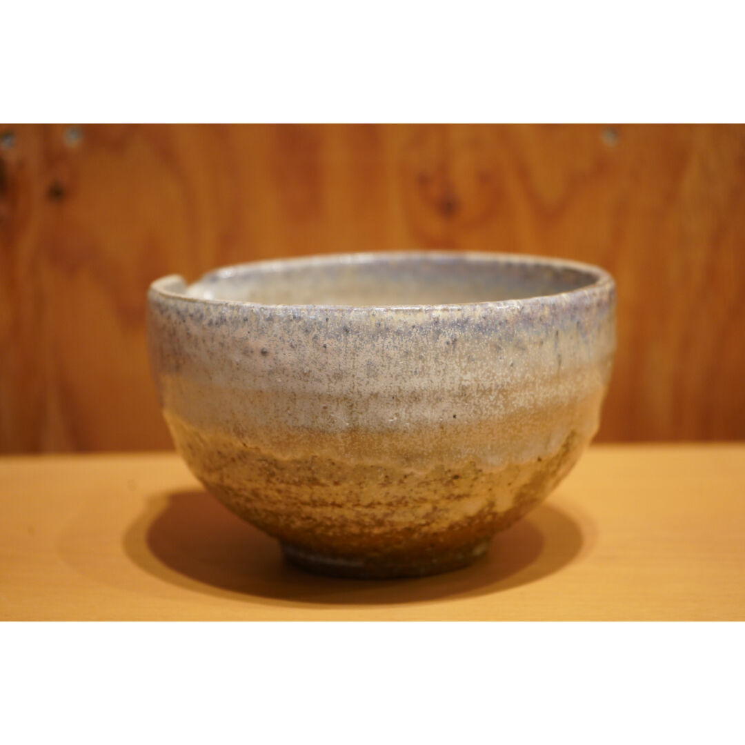 余宮隆 白濁釉 片口深鉢 | Alocasia ONLINE STORE