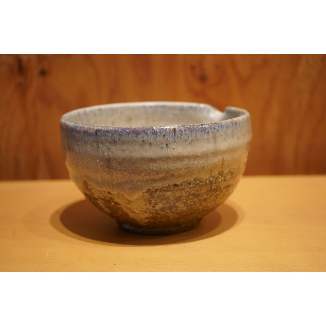 余宮隆 白濁釉 片口深鉢 | Alocasia ONLINE STORE