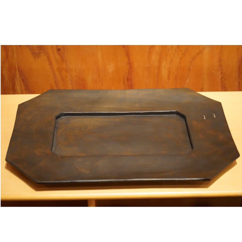 徒爾 toji 7 八角長大皿 サクラ 黒漆（国産/松煙） | Alocasia ONLINE