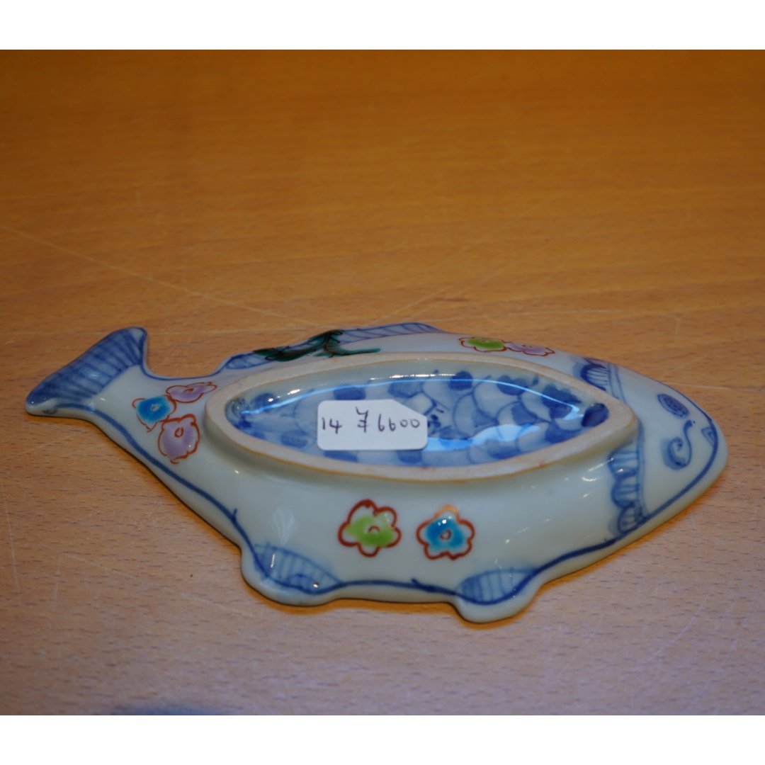 田辺京子さんのオーバル皿　新品未使用 田辺京子 14 お魚小皿 | Alocasia ONLINE STORE