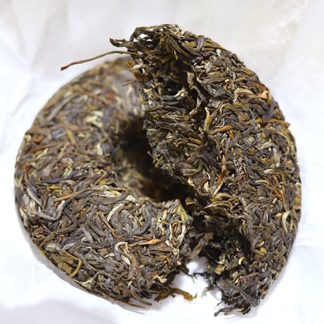 茶房郷高山古樹生茶 二株餅茶 2023