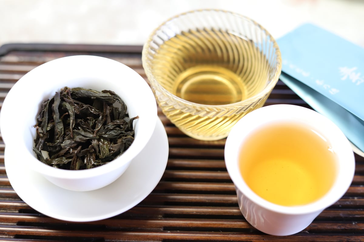 武夷岩茶 武夷岩茶 特級大紅袍 8g ぶいがんちゃ とっきゅうだいこうほう