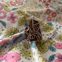 きつね　ひとつひとつ手彫りの木のはんこcottind-コッティンド-
