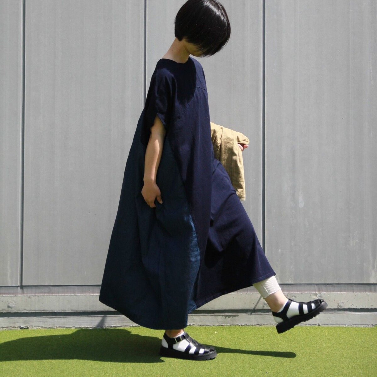 美品　sacai デニム　ワンピース　インディゴ　絞り　パッチワーク　ドッキング インディゴ染めデニムドッキングワンピース | Blue rough STORE