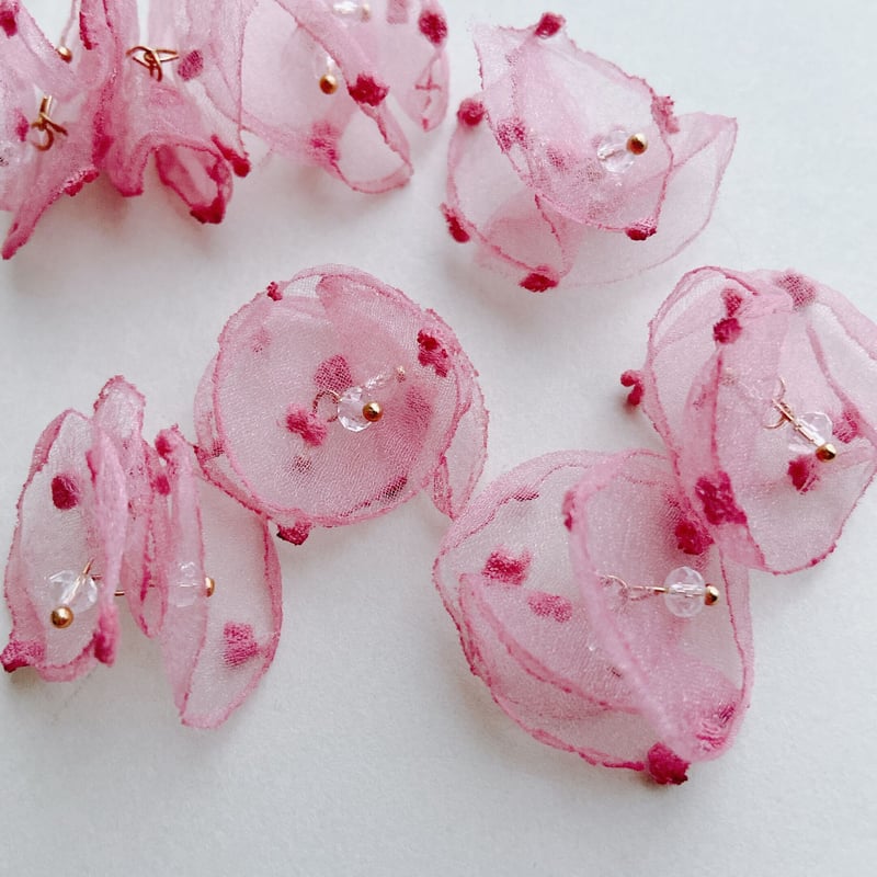 4ヶ】チャーム オーガンジー シフォン フラワー 花びら 透け感 韓国