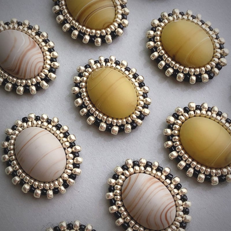 専用】ビーズ刺繍ピアス アクアカボションにアンティークブルー