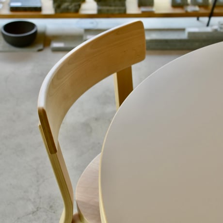テーブル90A｜Alvar Aalto｜ホワイトラミネート