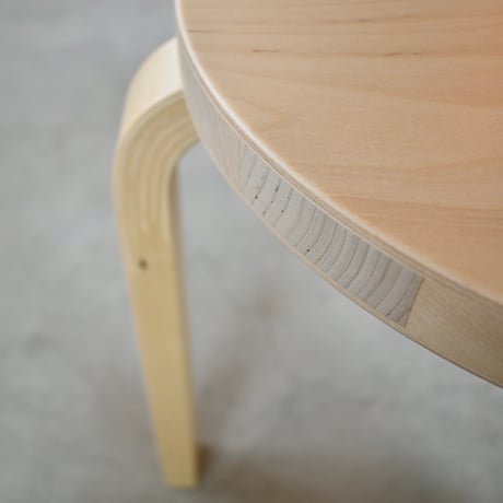 スツール60｜Alvar Aalto｜ワイルドバーチ