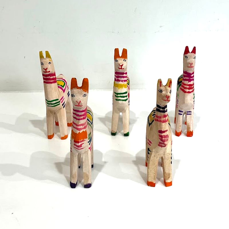 ペルー ワンカイヨ木彫人形 リャマ | hana