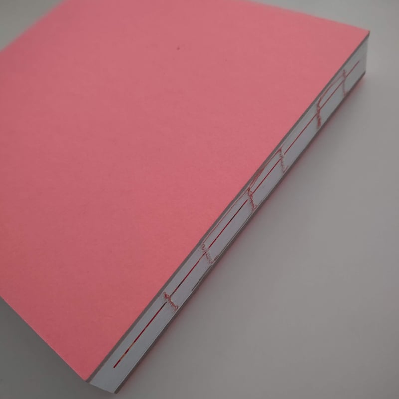 柚木沙弥郎　猫とさかな 　（大）37センチ✖️44センチ Amazon.co.jp: 染色家 柚木沙弥郎 猫と魚 型染絵 : おもちゃ