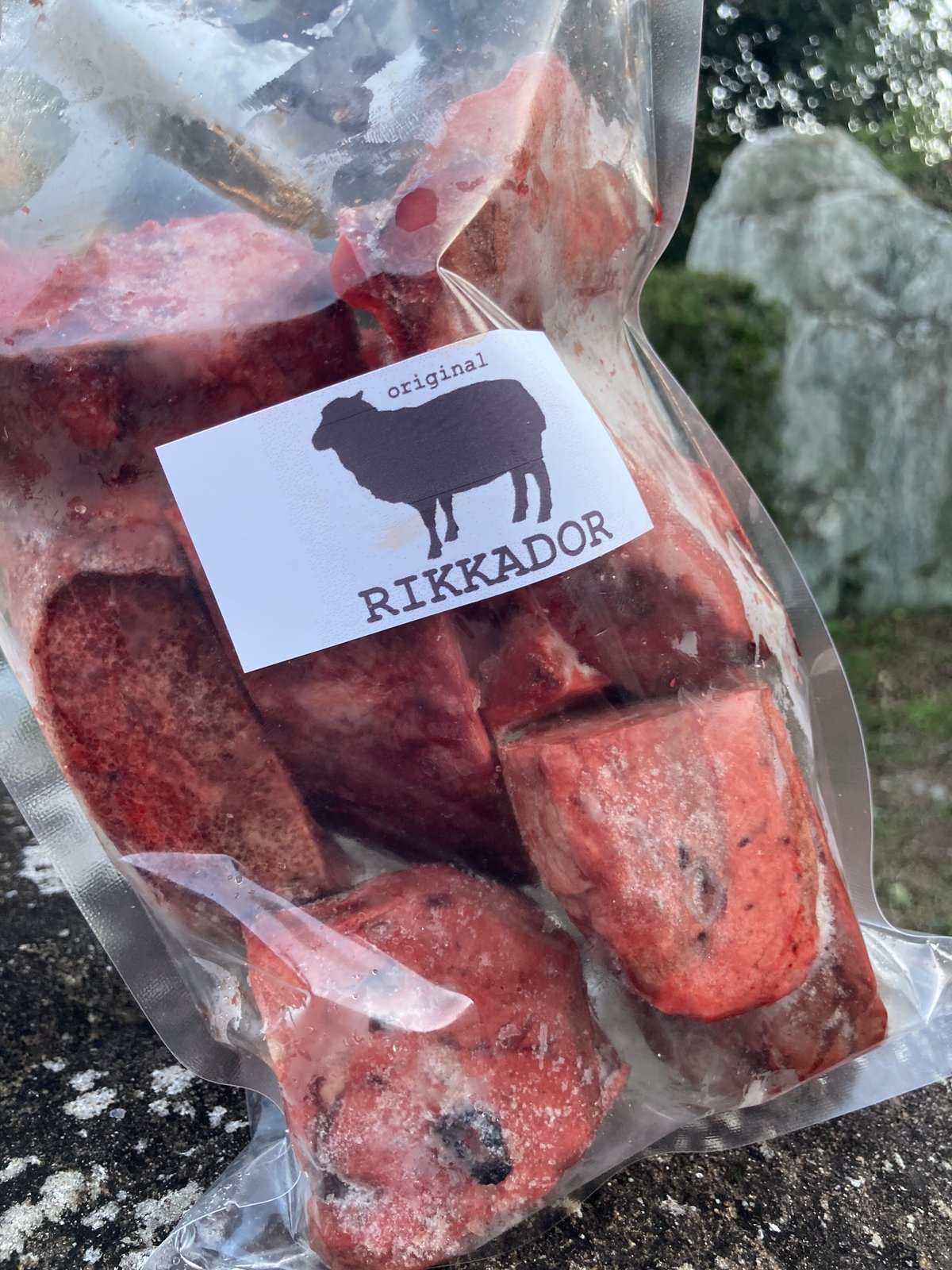 LR_d　鶏冠　牛肺 鶏冠(とさか)【国産】(1Kg）冷凍 - ぶっちゃー オンラインストア
