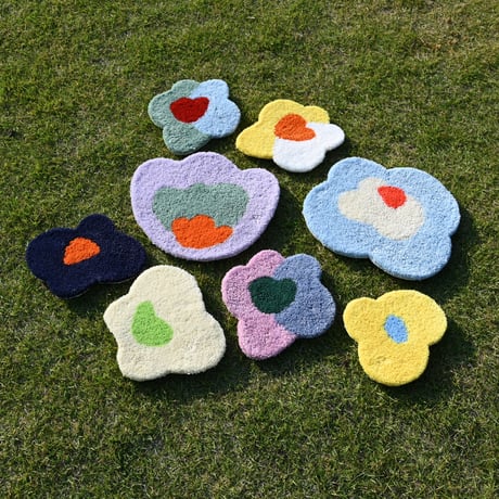 mini flower rug#3