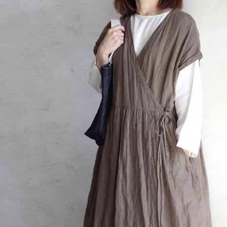 curaso exhibitionカシュクールベストワンピース