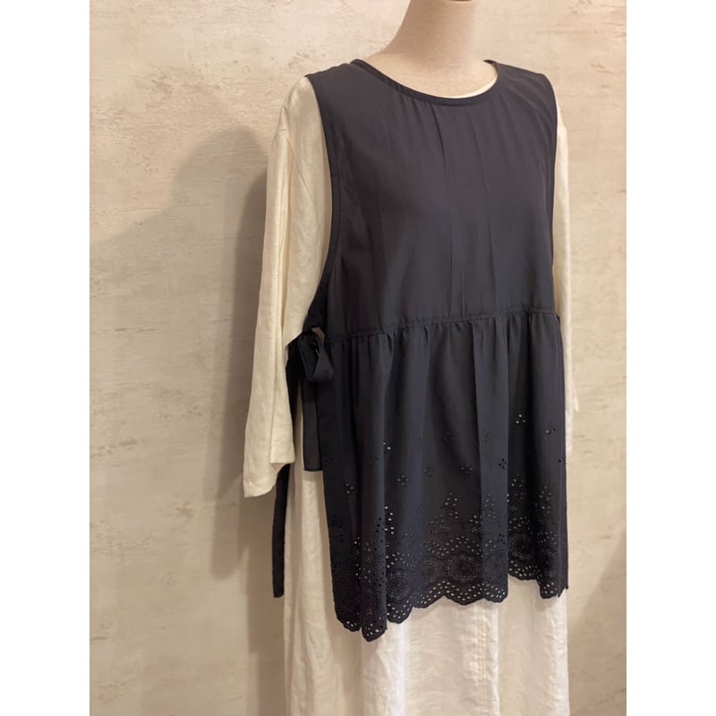 すみ黒レースベスト | miharashi factory curaso すみ黒レースベスト | miharashi factory curaso