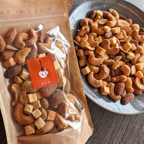 燻製キッチン KEMUMAKI・KUN STORE