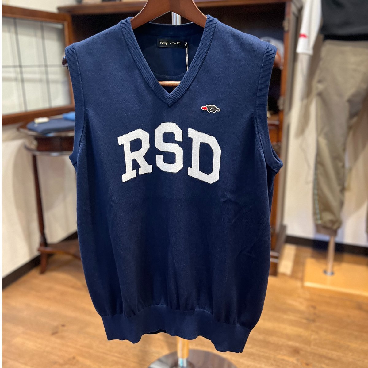 新品未使用 ラフアンドスウェル BIG R VEST ニットベスト XL rough&swell［ラフアンドスウェル］BIG R VEST/ニットベスト【2024年秋冬】