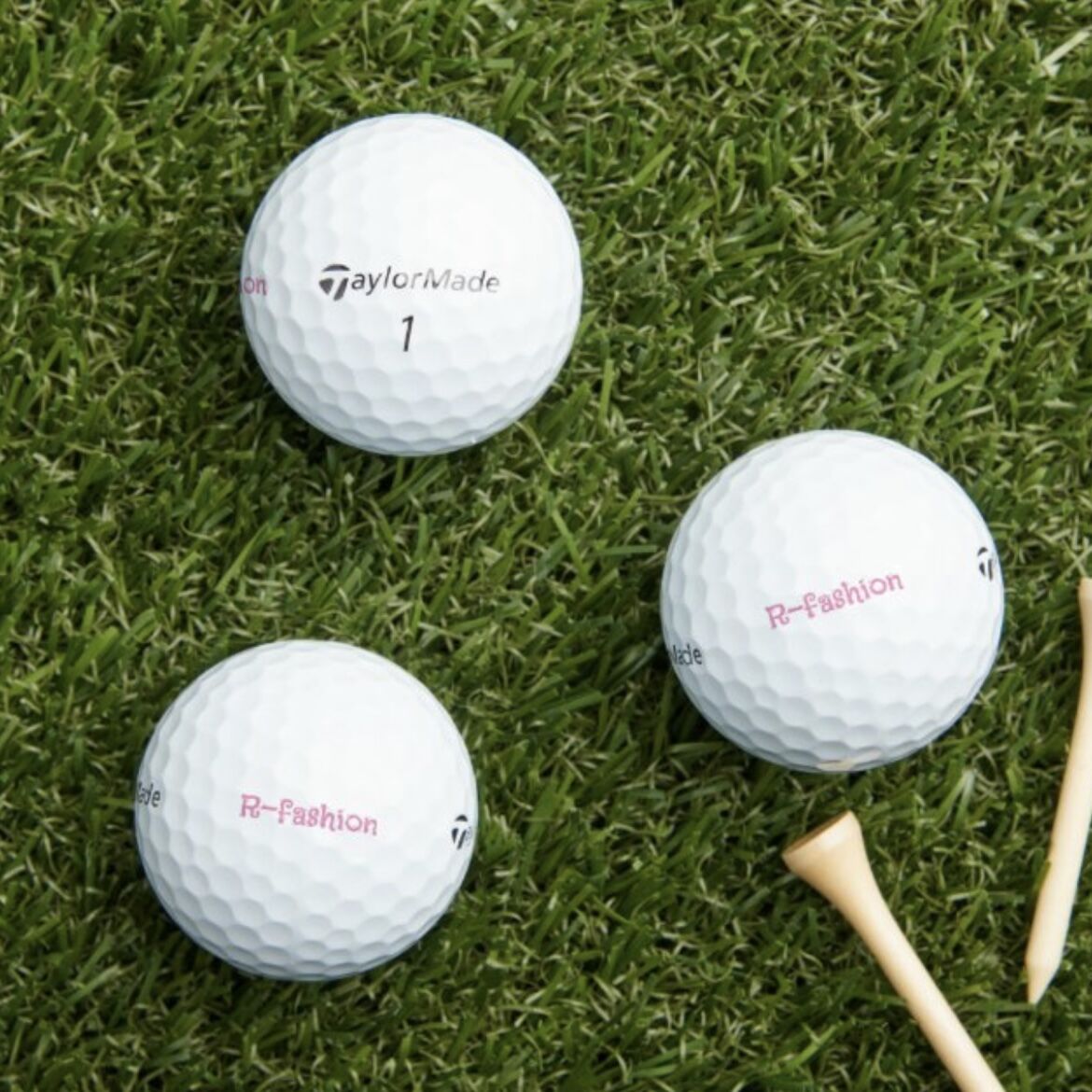 TaylorMade&RedBullコラボ ゴルフボールとティー
