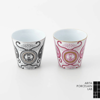 JAPAN SNOW / JAPAN AUTUMN 古伊万里草花紋 ブラック ワインレッド ロックカップ 2個セット 化粧箱入【ARITA PORCELAIN LAB（アリタポーセリンラボ）】