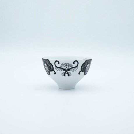JAPAN SNOW 段付飯碗 古伊万里草花紋 ブラック【ARITA PORCELAIN LAB（アリタポーセリンラボ）】