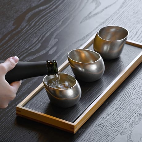陶器・岩肌盛皿（長角）