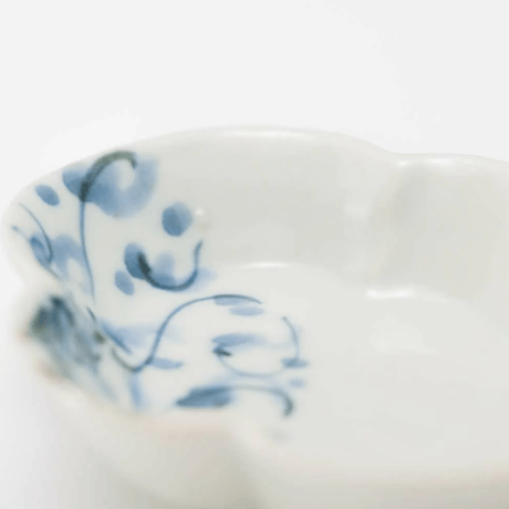 岡晋吾 木甲小付 菊唐草【ARITA PORCELAIN LAB（アリタポーセリンラボ）】