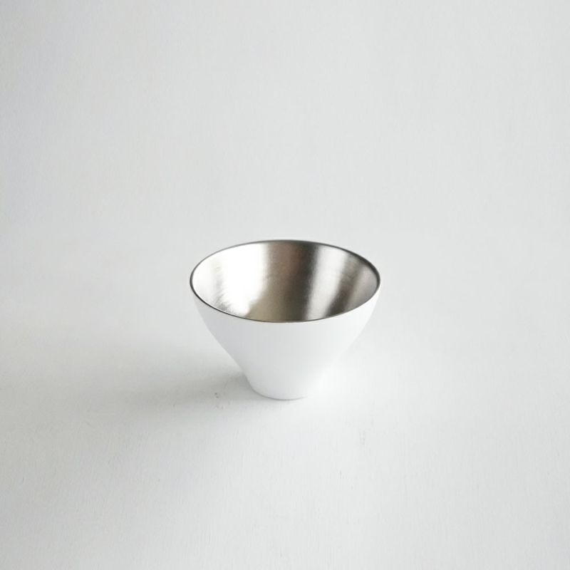 JAPAN SNOW 日本酒呑み比べ酒器セット プラチナ 古伊万里草花紋 木箱入