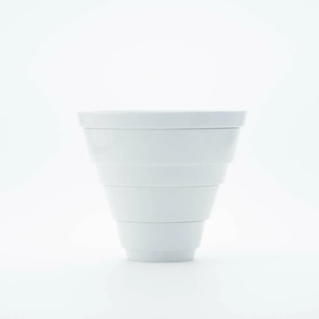 CONIC（コニック） 段重 （黒）（白）【ARITA PORCELAIN LAB（アリタポーセリンラボ）】