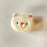 ねこの森雑貨店のねこちゃんブローチ 【しろ】