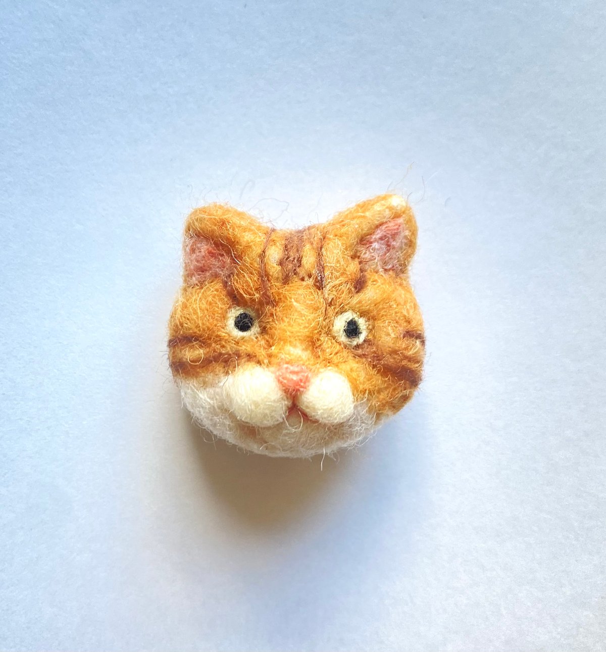 羊毛ねこマグネット【茶白トラ猫】 | ねこの森雑貨店 羊毛ねこマグネット【茶白トラ猫】 | ねこの森雑貨店