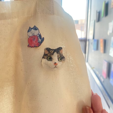 【品番:モE】羊毛の猫ちゃんブローチ