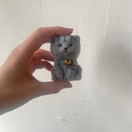羊毛フェルト手のひら猫マスコット(サバトラ)