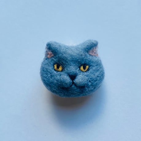 羊毛の猫ちゃんブローチ【グレー】