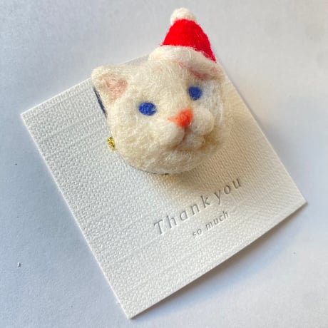 羊毛のサンタねこちゃんブローチ【4】