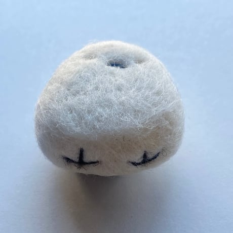 再販！もっちりシマエナガさん正面のマグネット