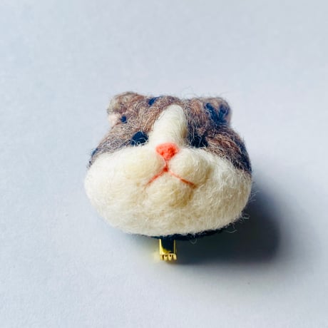 【たれ耳】羊毛フェルトの猫ちゃんブローチ