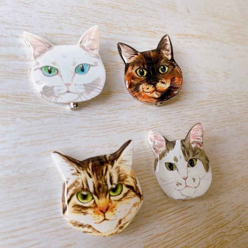 キジトラ猫さんのブローチ | ねこの森雑貨店