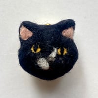 【さんま】羊毛の猫ちゃんブローチ