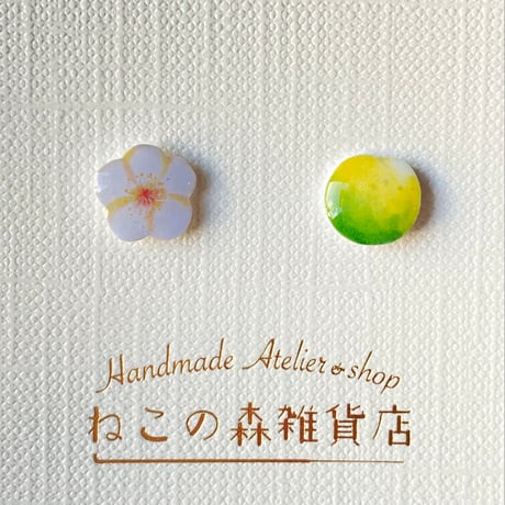 【季節限定】梅の花と実のイヤリングorピアス