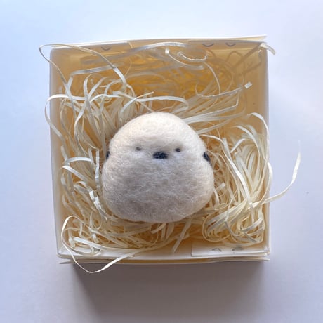 再販！もっちりシマエナガさん正面のマグネット