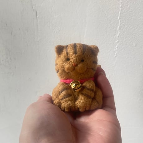 羊毛フェルト手のひら猫マスコット(茶トラ)
