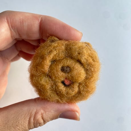 わんちゃんのブローチ 【茶チャウチャウ】